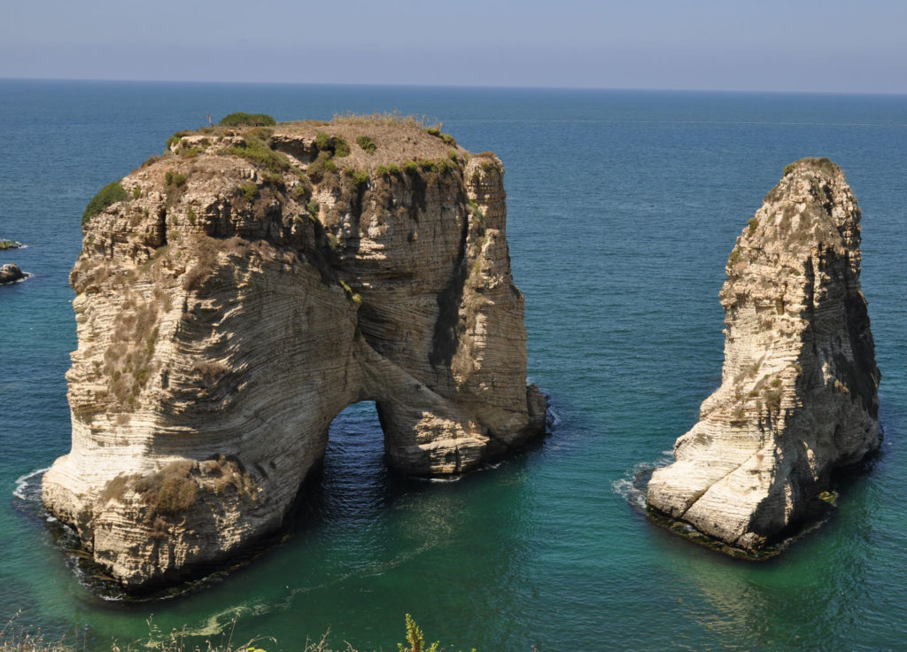 鳩の岩 Beirut, Lebanon