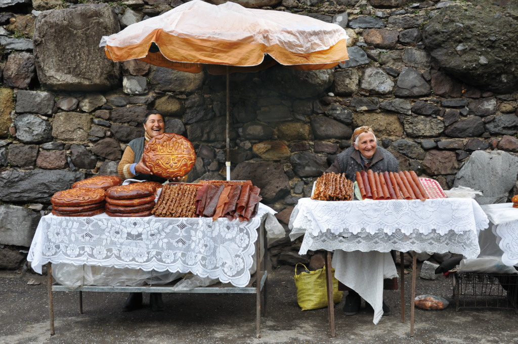 大きなアルメニアのお菓子 geghard, Armenia
