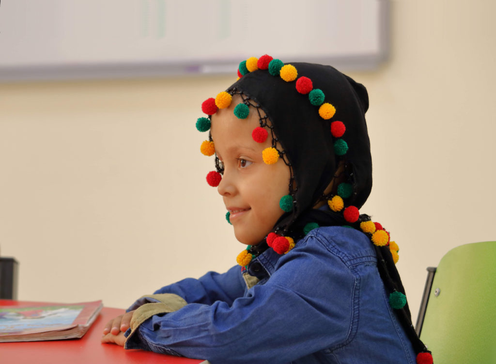 勉強の励むアイーシャ(5歳）
JIM-NETハウス　Arbil, Iraq
© JIM-NET